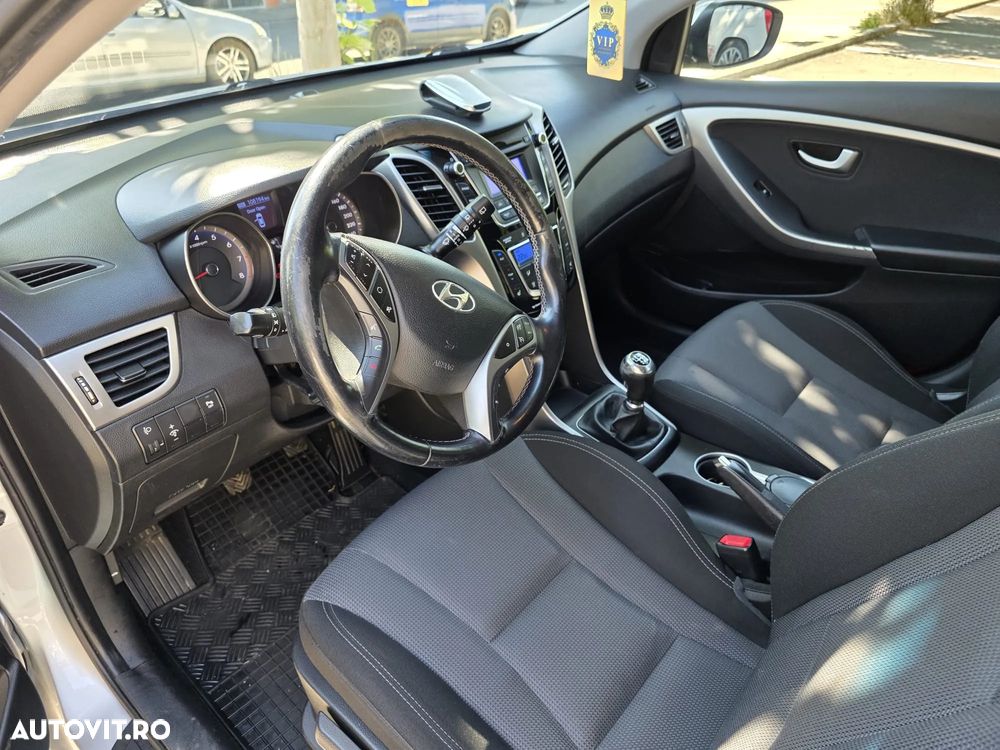 Hyundai i30 1.6 GDI Exclusive Special Edition - 17