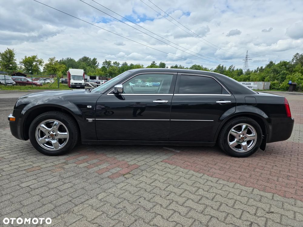 Chrysler 300C - 4