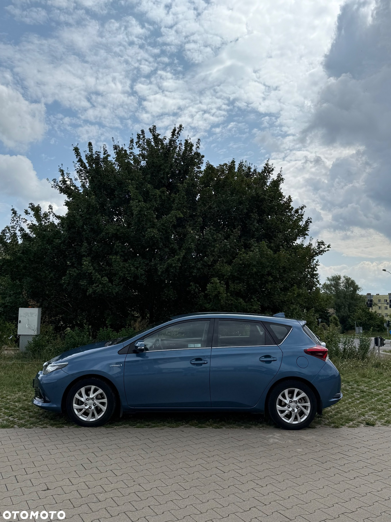 Toyota Auris Hybrid 135 Premium - 2