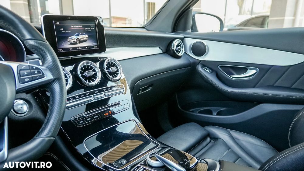 Mercedes-Benz GLC - 12