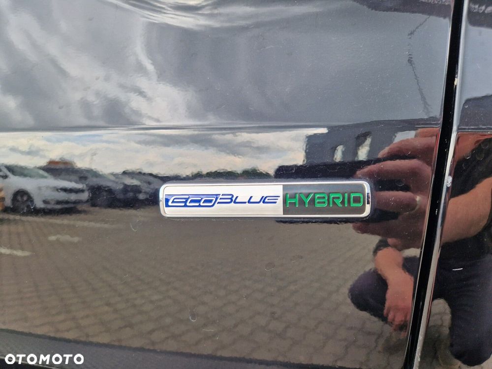 Ford Kuga 2.0 EcoBlue mHEV FWD Titanium - 13