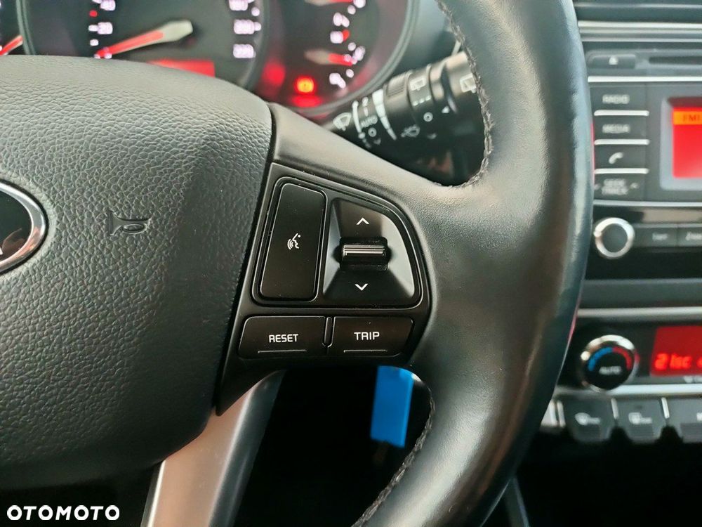Kia Rio 1.4 XL - 24
