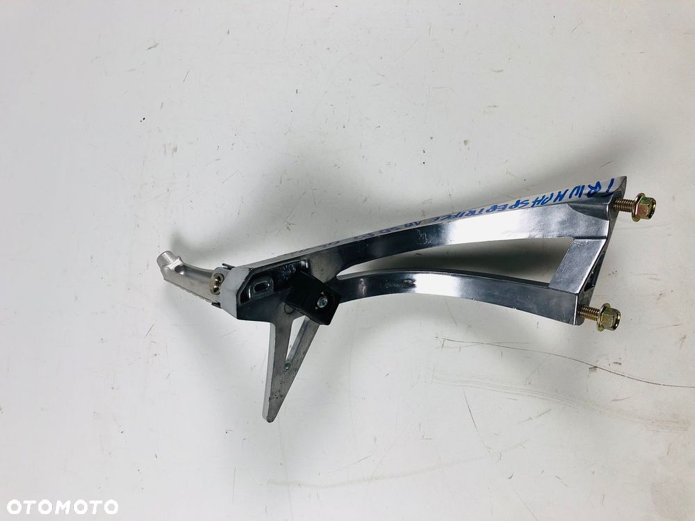 Triumph 1050 05-10 set pasażera set prawy tylny - 5