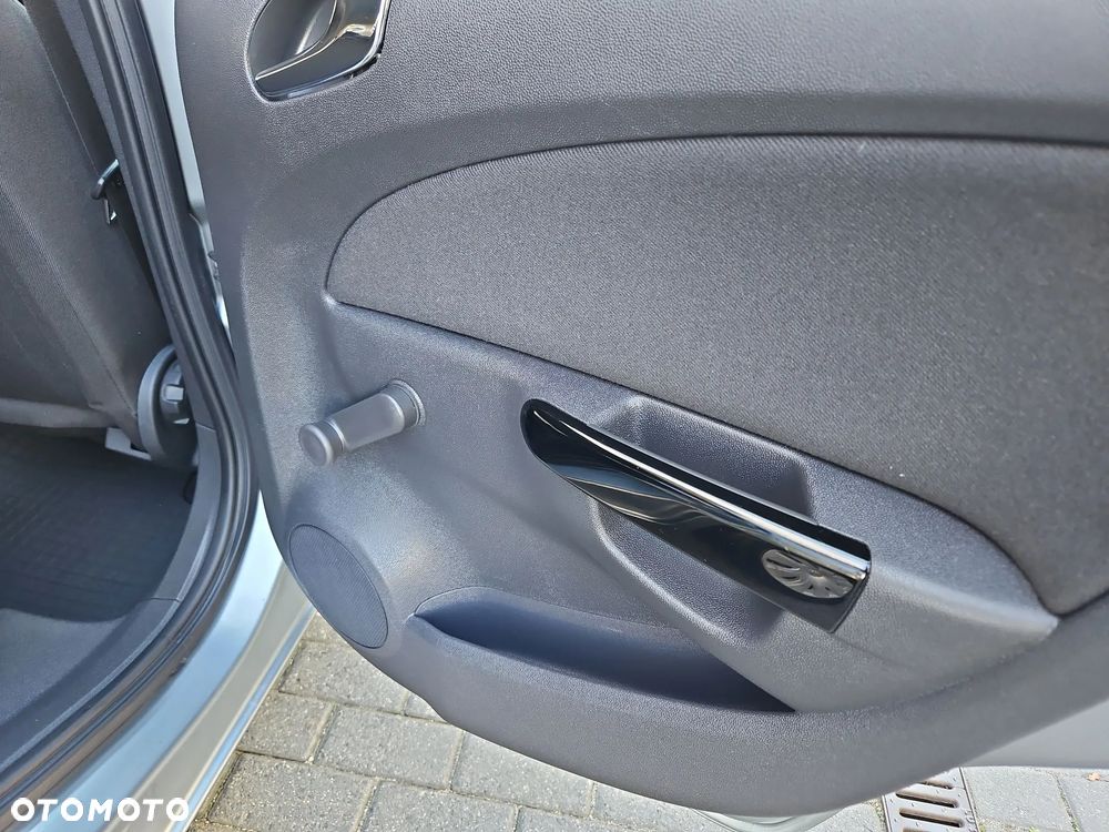 Opel Corsa 1.2 16V Enjoy - 24