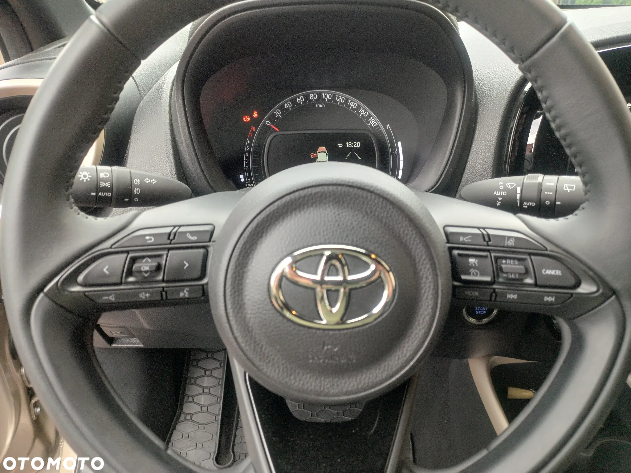 Toyota Aygo X 1.0 VVT-i Executive - 8