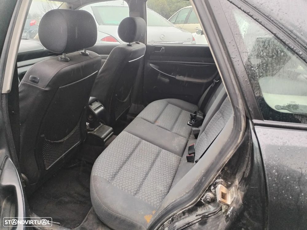 Audi A4 1.9 TDI Attraction - 13