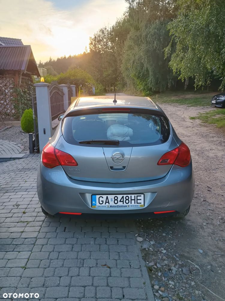 Opel Astra 1.6 Enjoy - 5