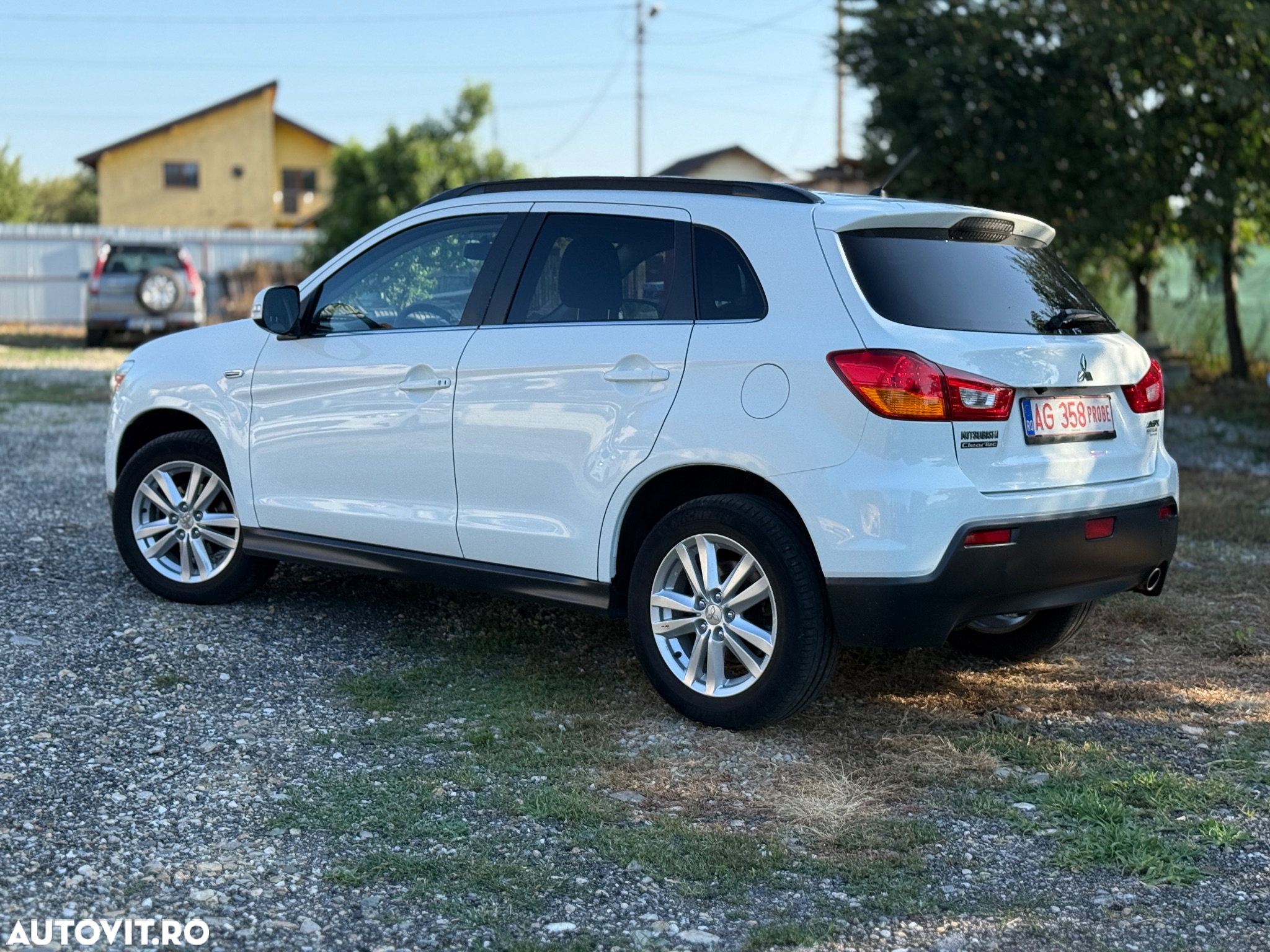 Mitsubishi ASX 1.8 DI-D 4WD Instyle - 13
