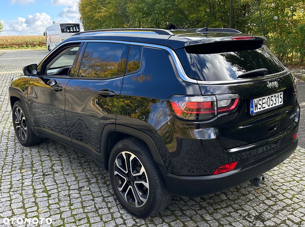 Jeep Compass - 28