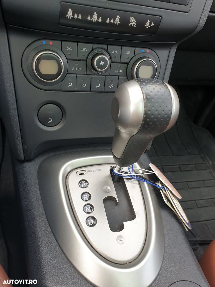 Nissan Qashqai+2 - 6