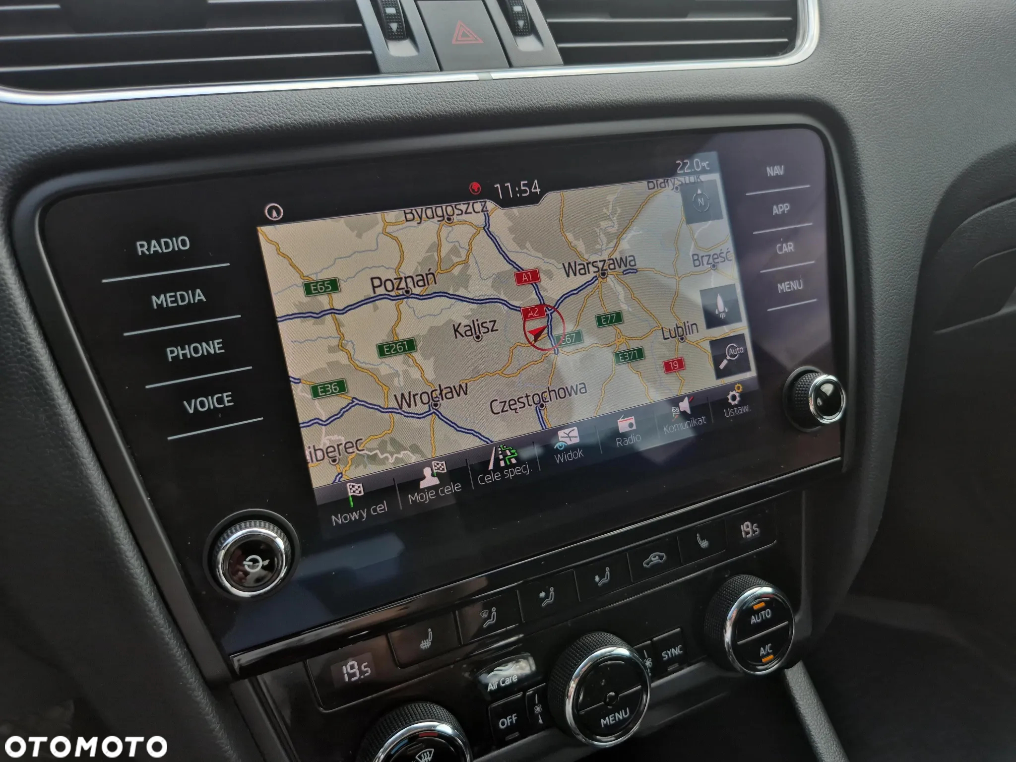 Skoda Octavia 1.5 TSI ACT Style DSG - 29