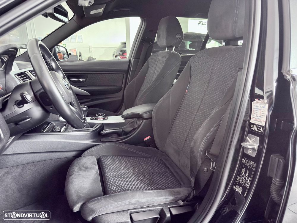 BMW 318 d Pack M - 20