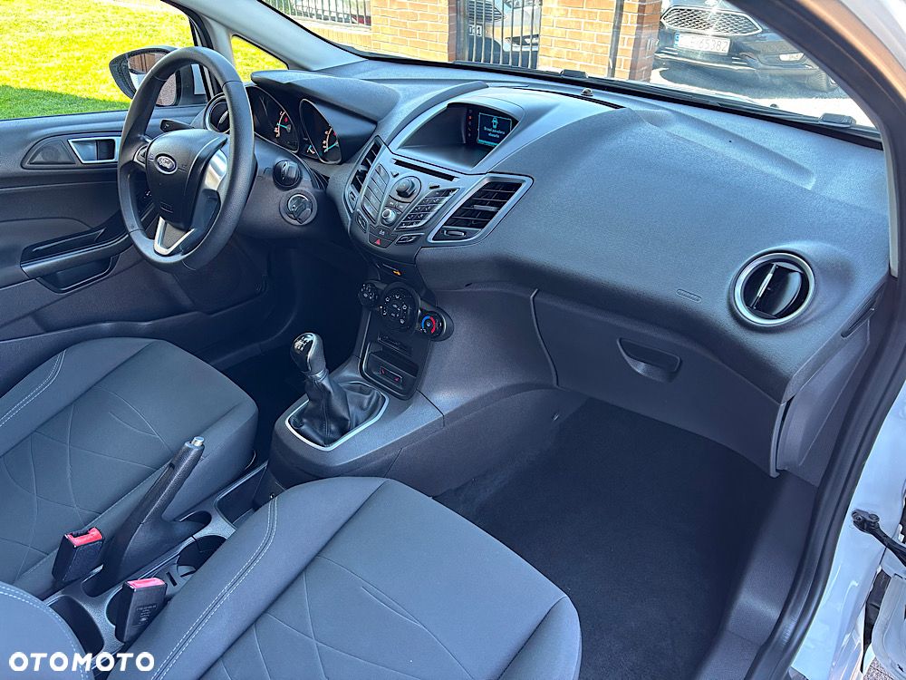Ford Fiesta 1.25 Titanium - 28