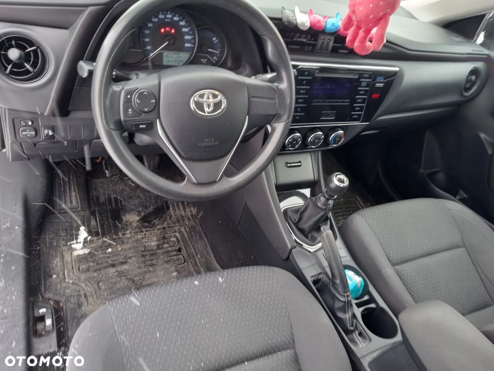 Toyota Corolla 1.6 Active - 6