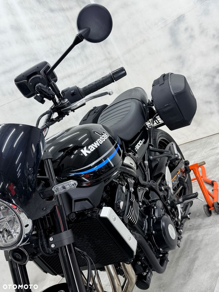 Kawasaki Z 900 RS - 5