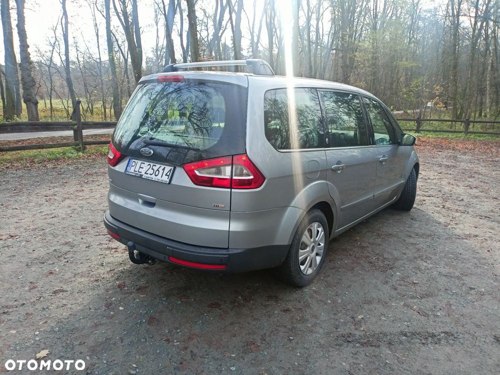 Ford Galaxy 2.0 TDCi Ghia - 6