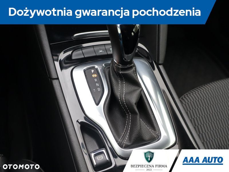 Opel Insignia - 20