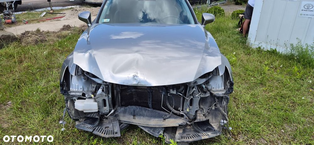 Lexus IS 300h Comfort EU6 - 3