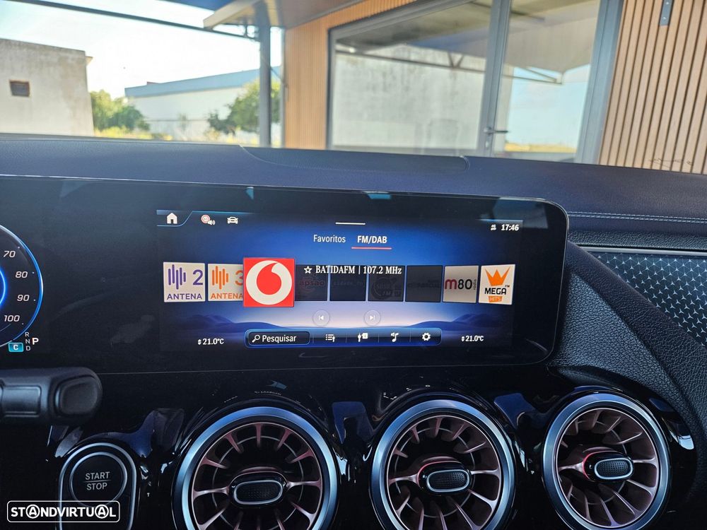 Mercedes-Benz EQA 300 4Matic Electric Art - 25