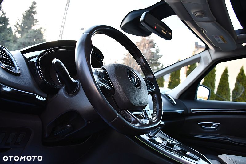 Renault Espace 1.6 TCE Energy Zen EDC 7os - 11