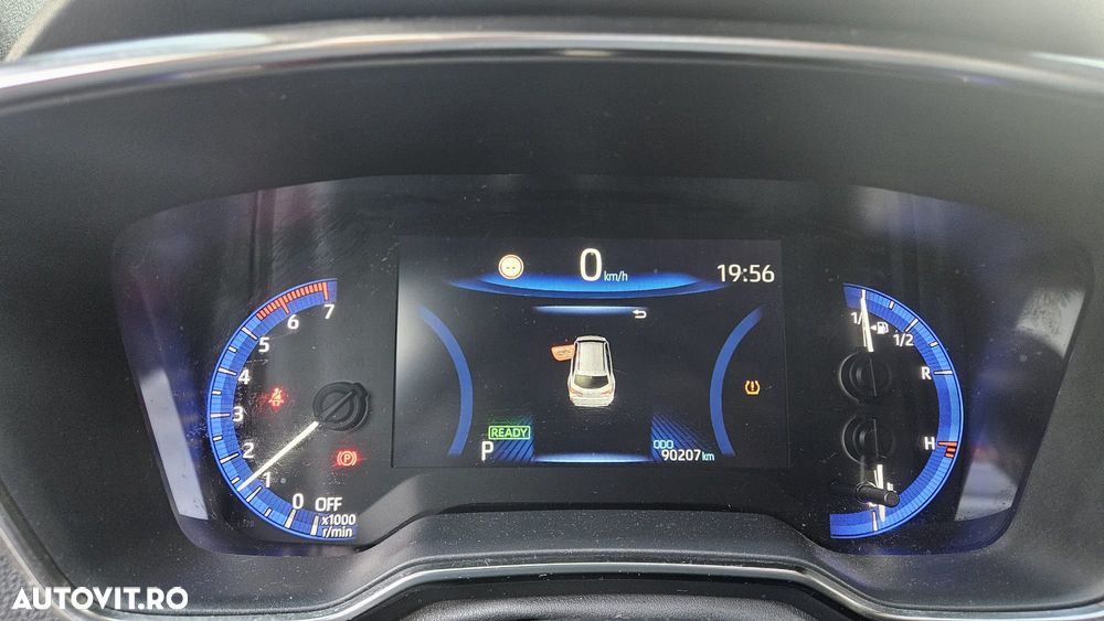 Toyota Corolla 1.8 HSD Active - 16