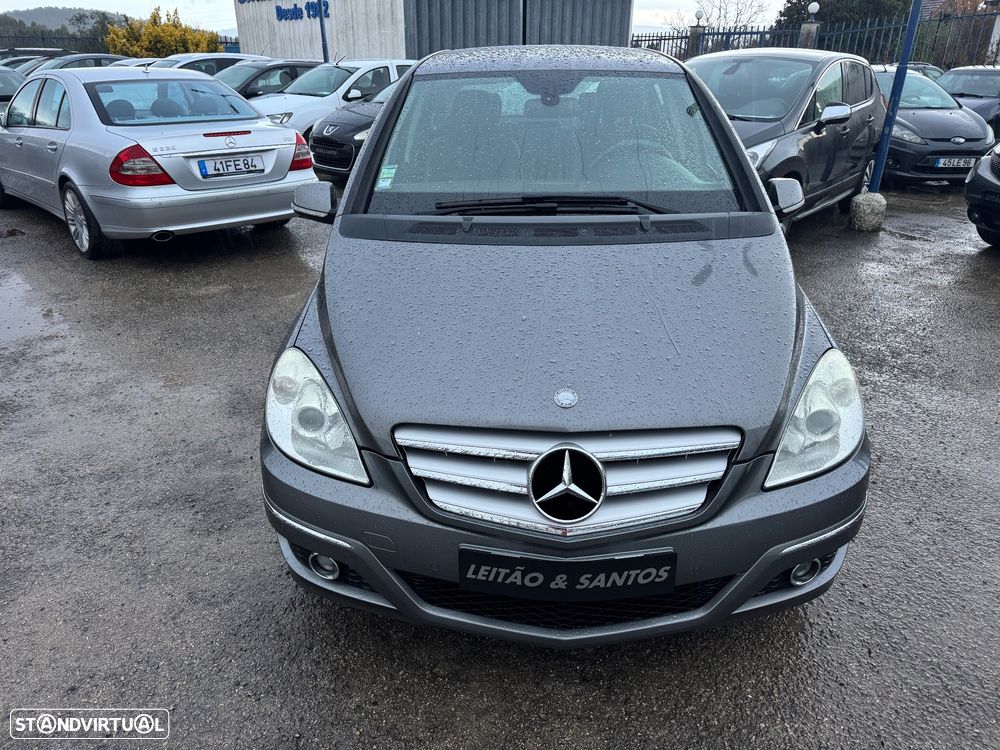Mercedes-Benz B 180 CDI - 24