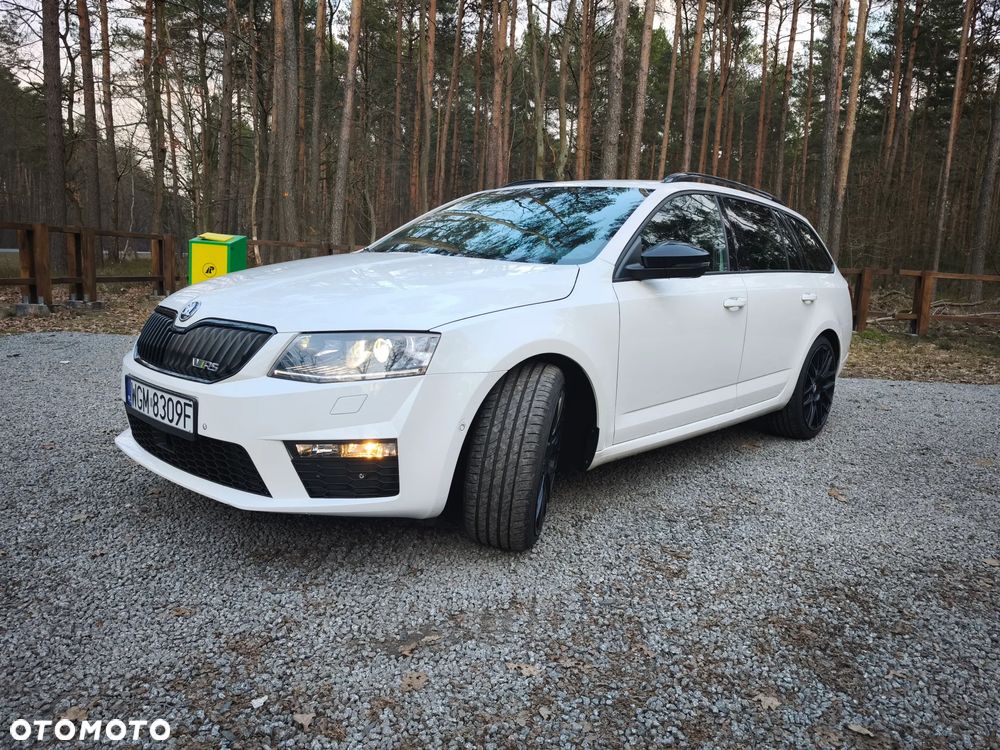 Skoda Octavia 2.0 TDI RS DSG - 3