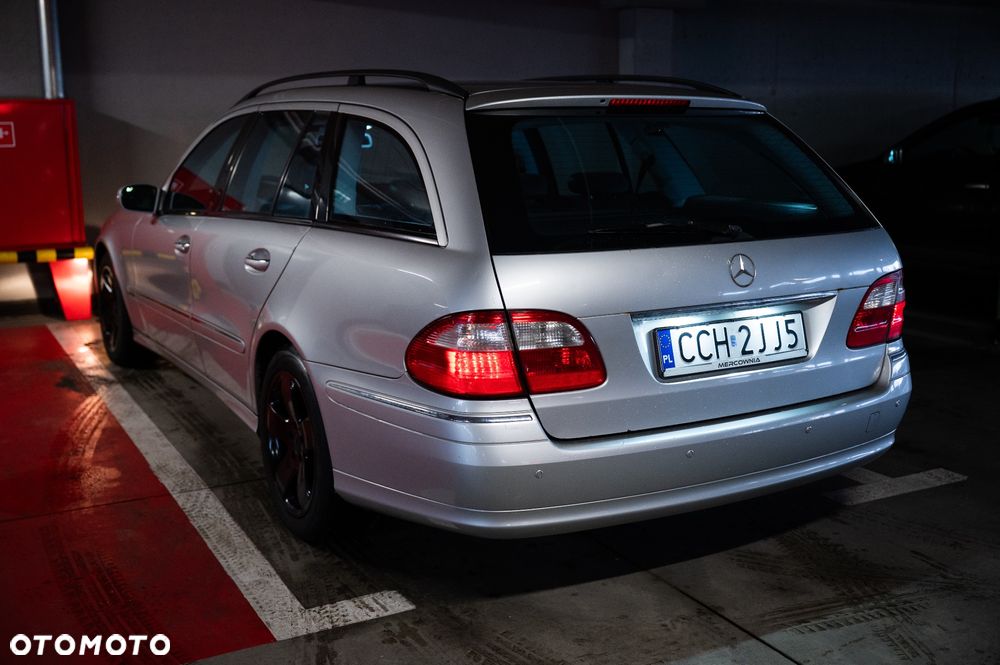 Mercedes-Benz Klasa E 320 CDI T Avantgarde - 4