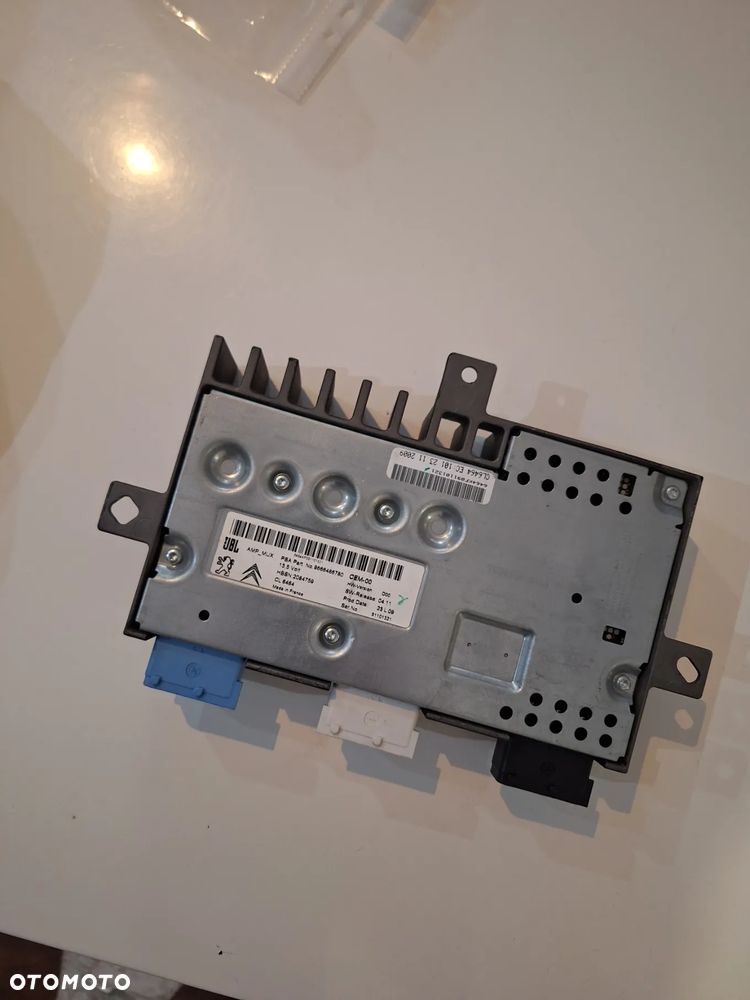 peugeot 5008  508 wzmacniacz JBL  audio 9666488780 2084759 A1106533  (37/3) - 2