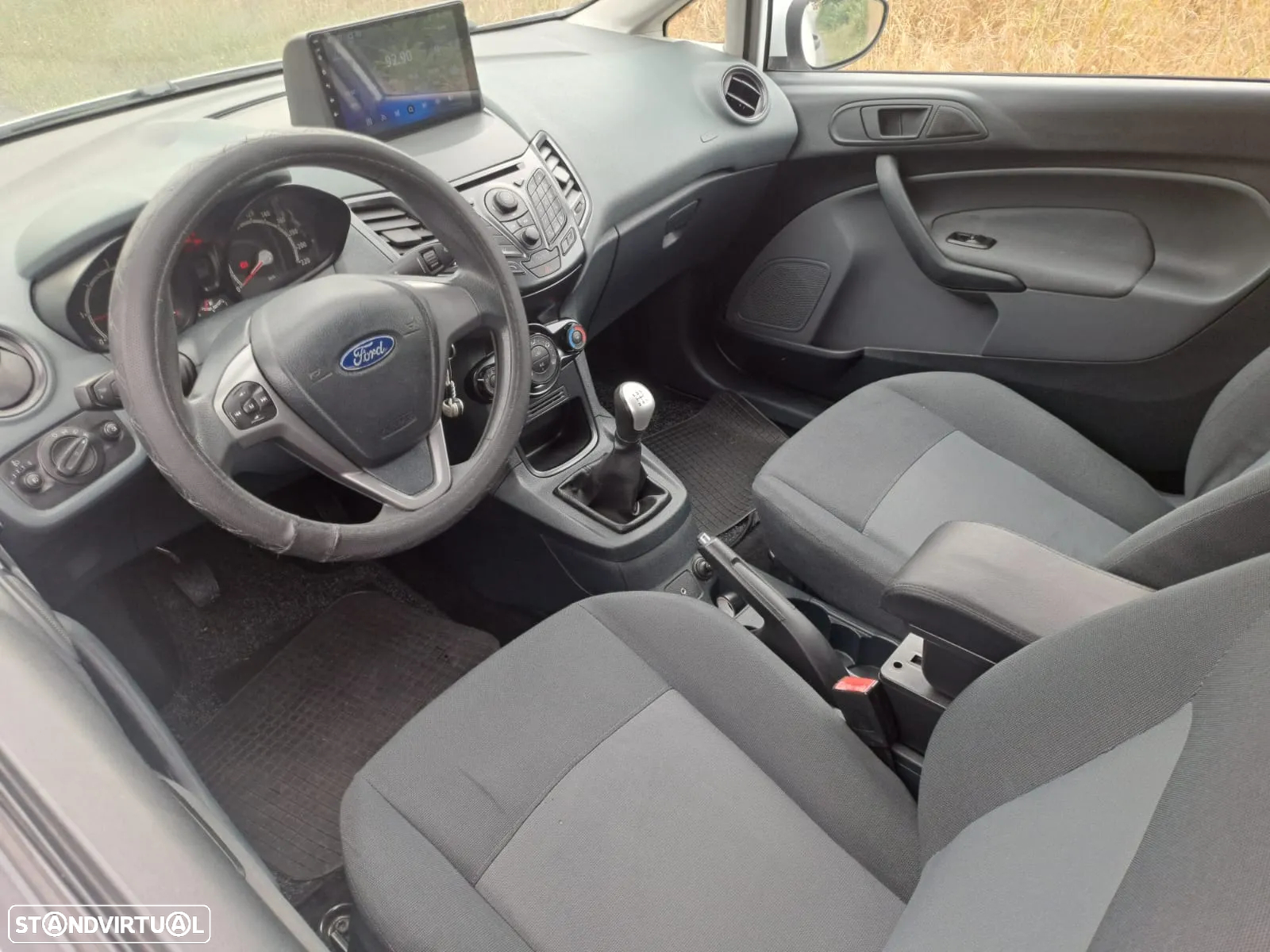 Ford Fiesta - 6