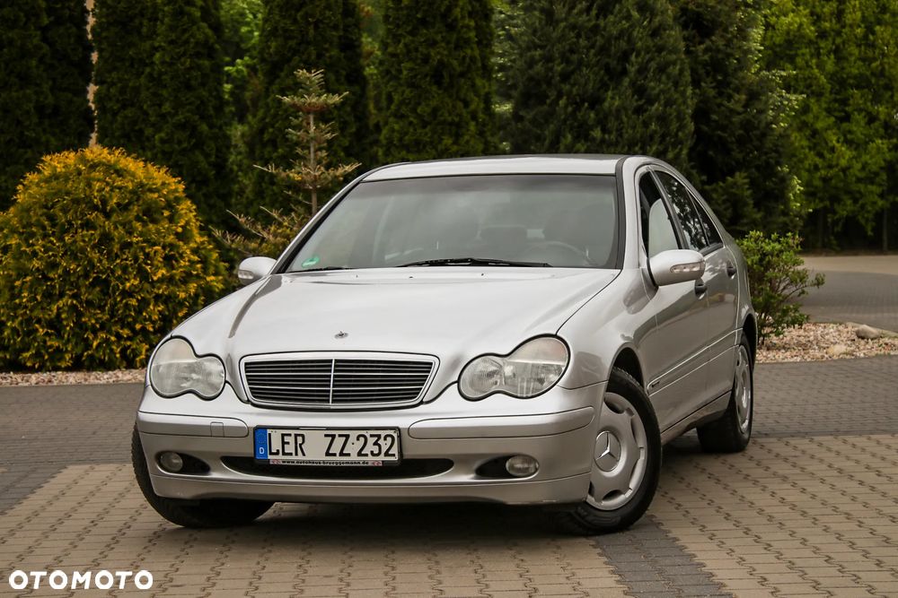 Mercedes-Benz Klasa C 180 Kompressor Automatik Classic - 3