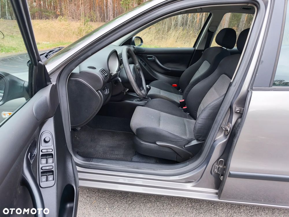 Seat Leon 1.6 Signo - 13