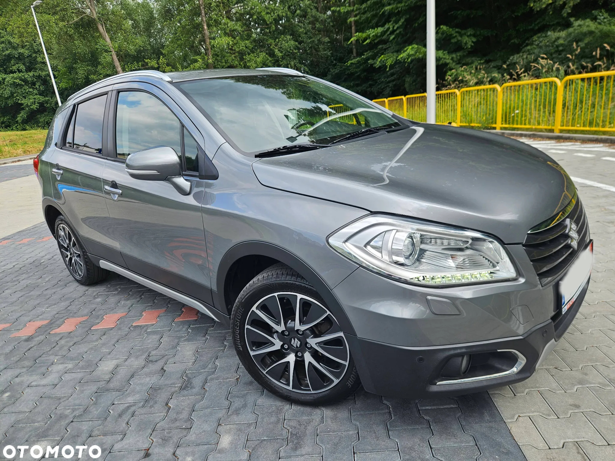 Suzuki SX4 S-Cross 1.6 Premium 4WD - 16