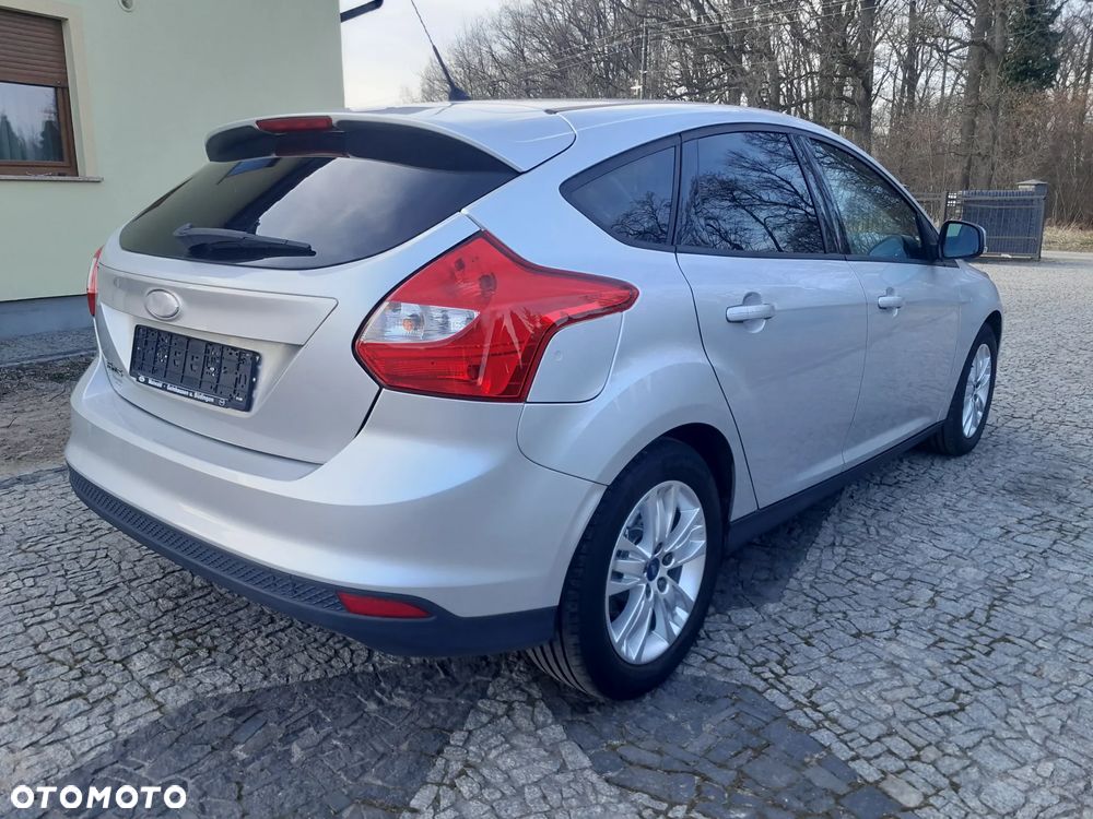 Ford Focus 1.6 TI-VCT Ambiente - 8