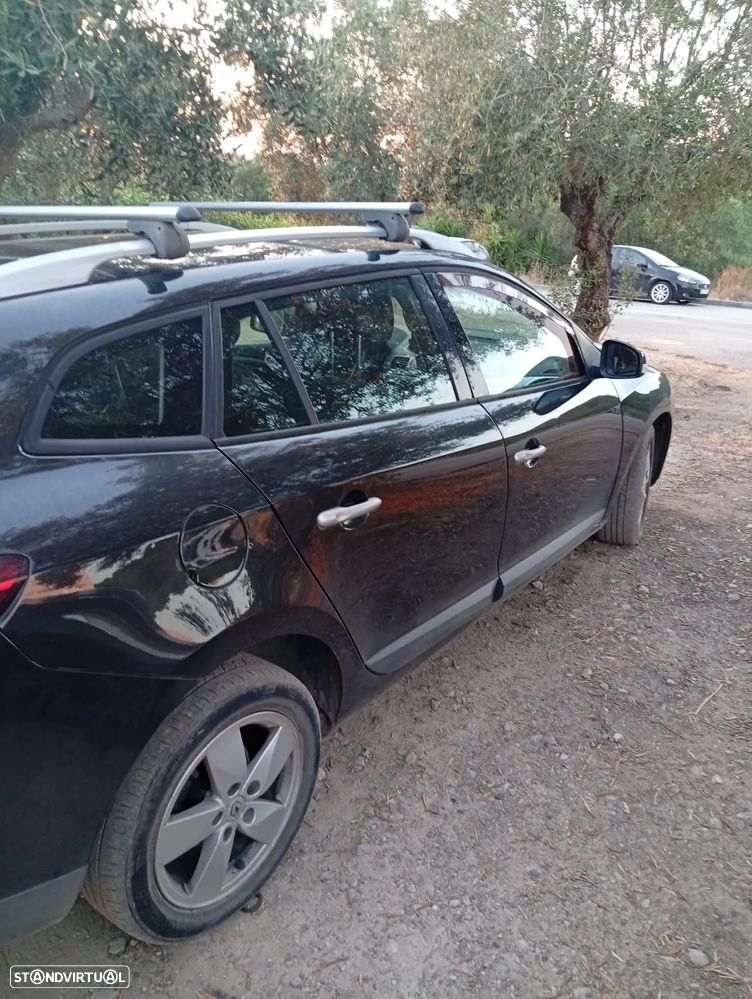 Renault Mégane Sport Tourer - 7