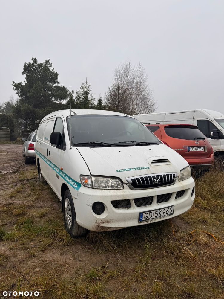 Hyundai H1 - 1