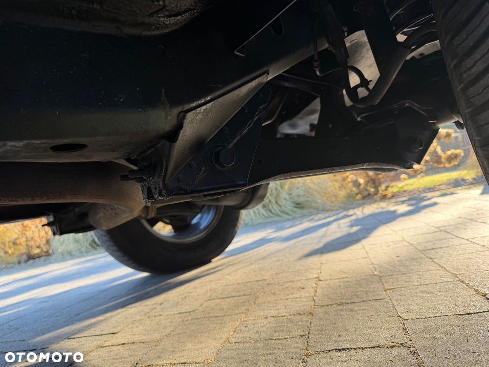 Jeep Cherokee 4.0 Limited - 17
