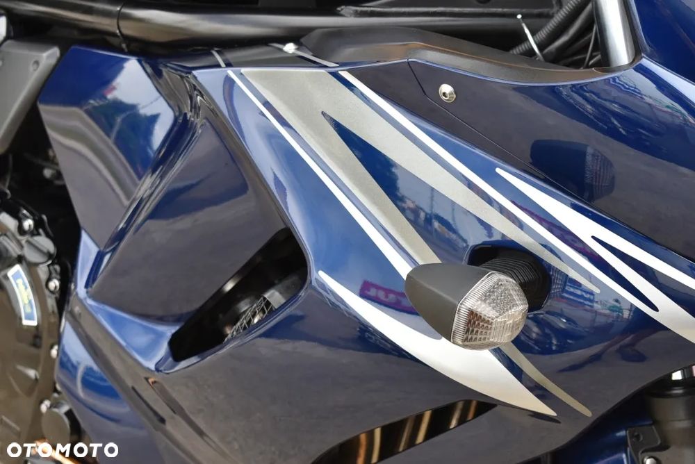 Suzuki GSX - 36