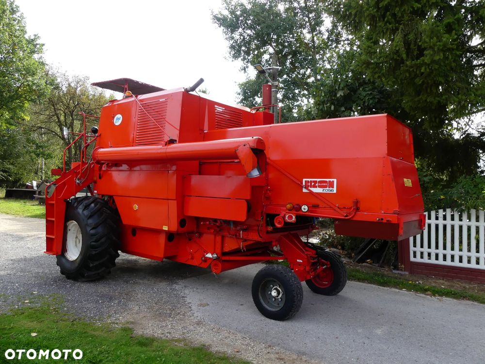 Bizon KOMBAJN ZBOŻOWY BIZON SUPER Z-056 - 23