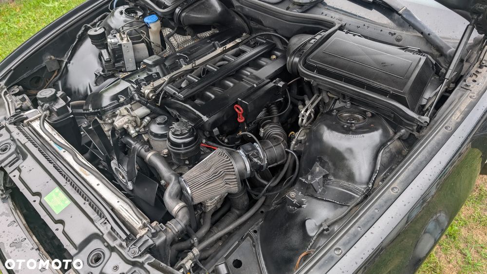 BMW Seria 5 523i - 27