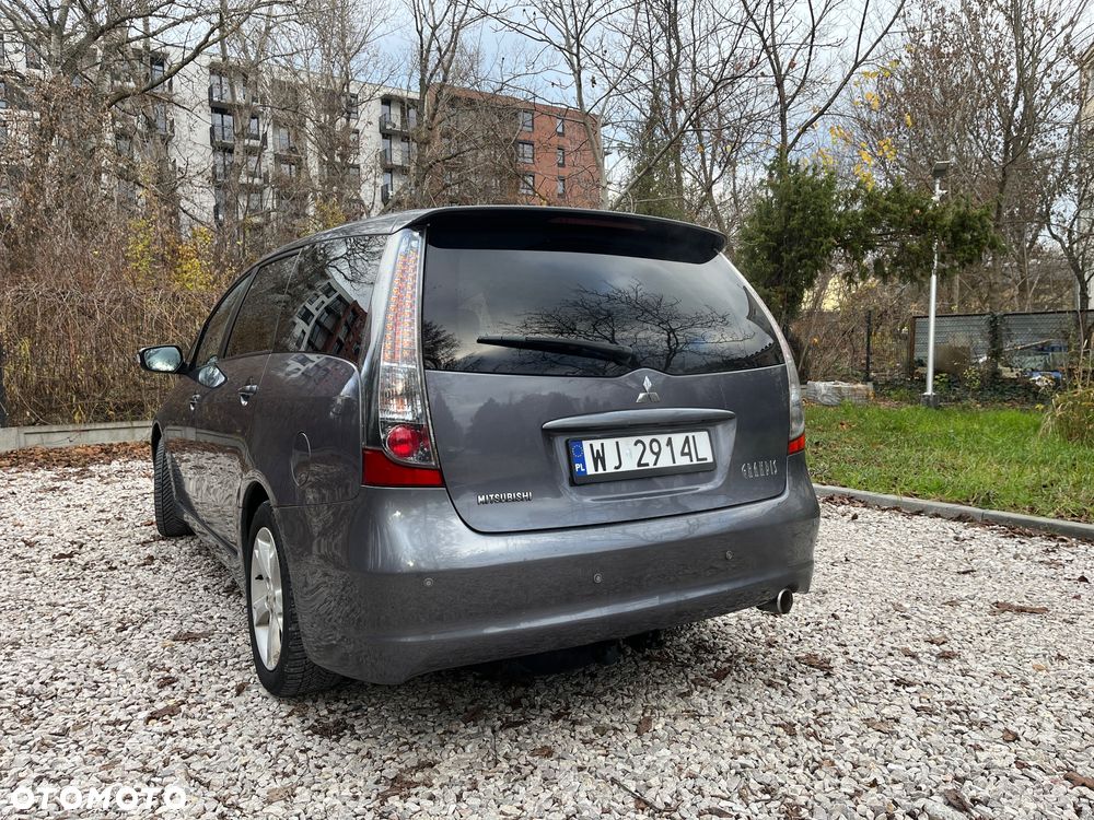Mitsubishi Grandis 2.4 Automatik Intense - 1