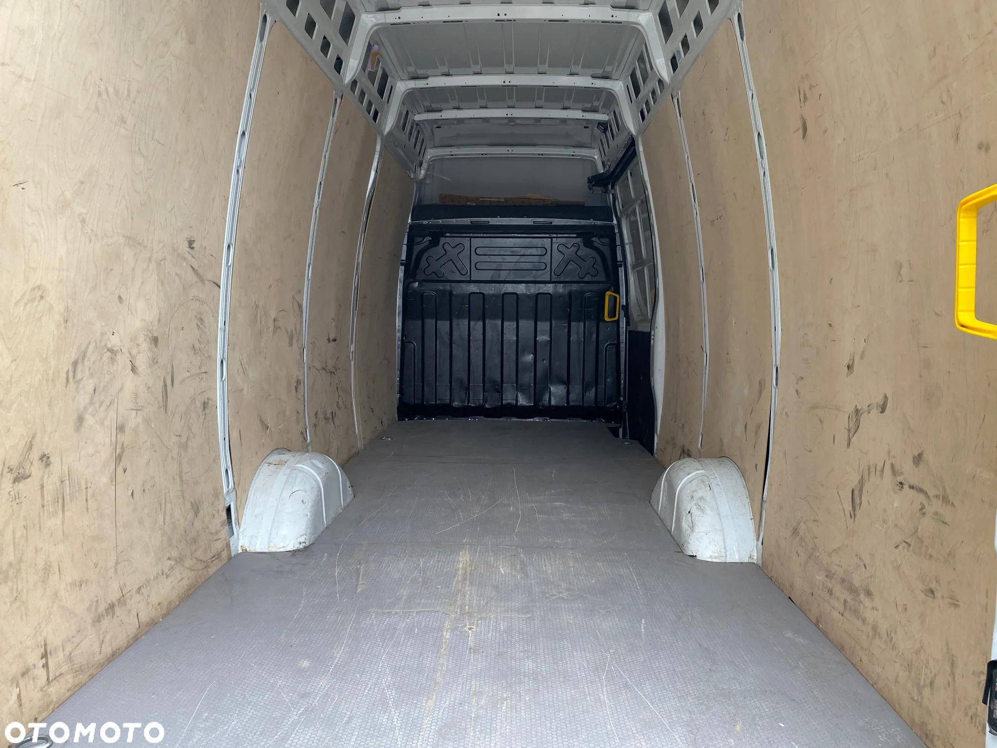 Iveco Daily 35S18 - 6