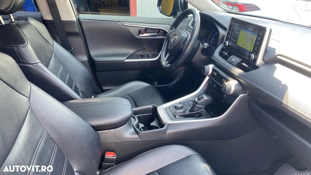 Toyota RAV4 2.5 VVT-iE 4x4 Luxury - 6