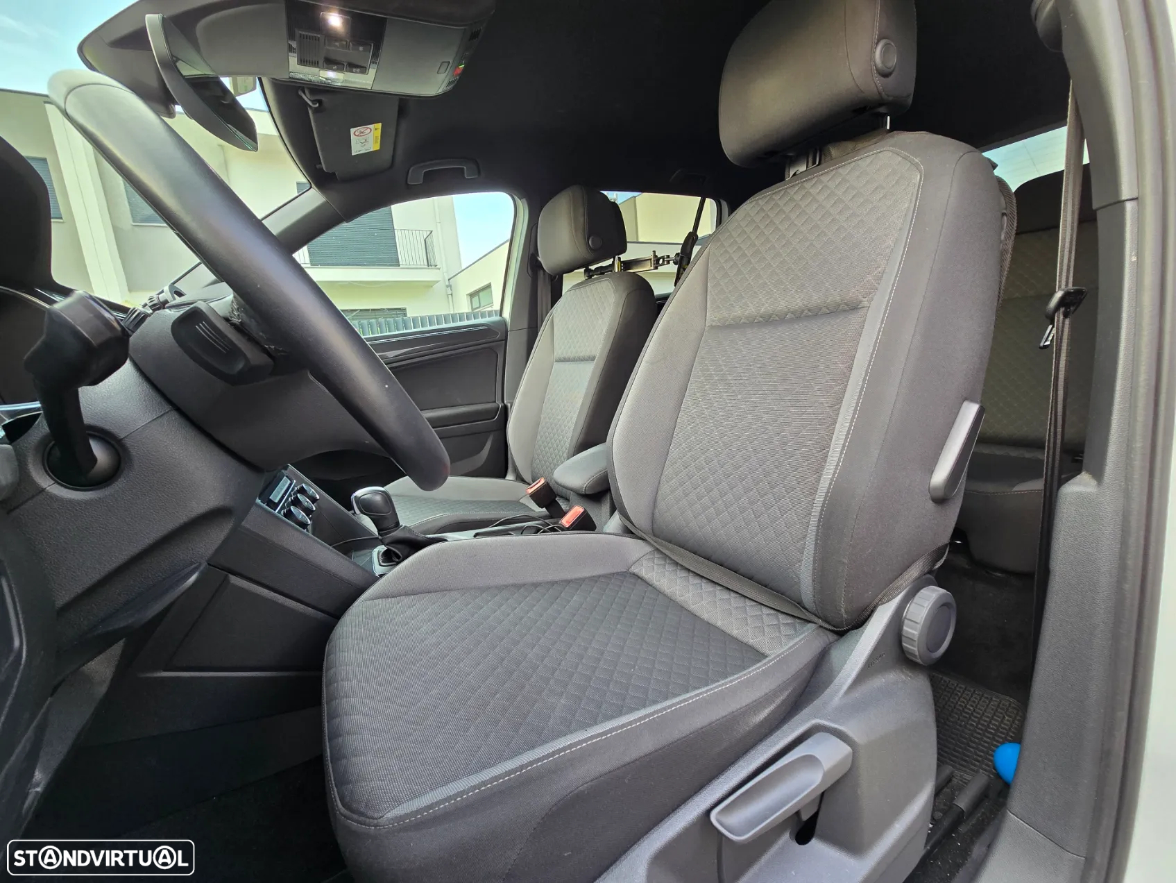 VW Tiguan 1.5 TSI R-Line DSG - 13