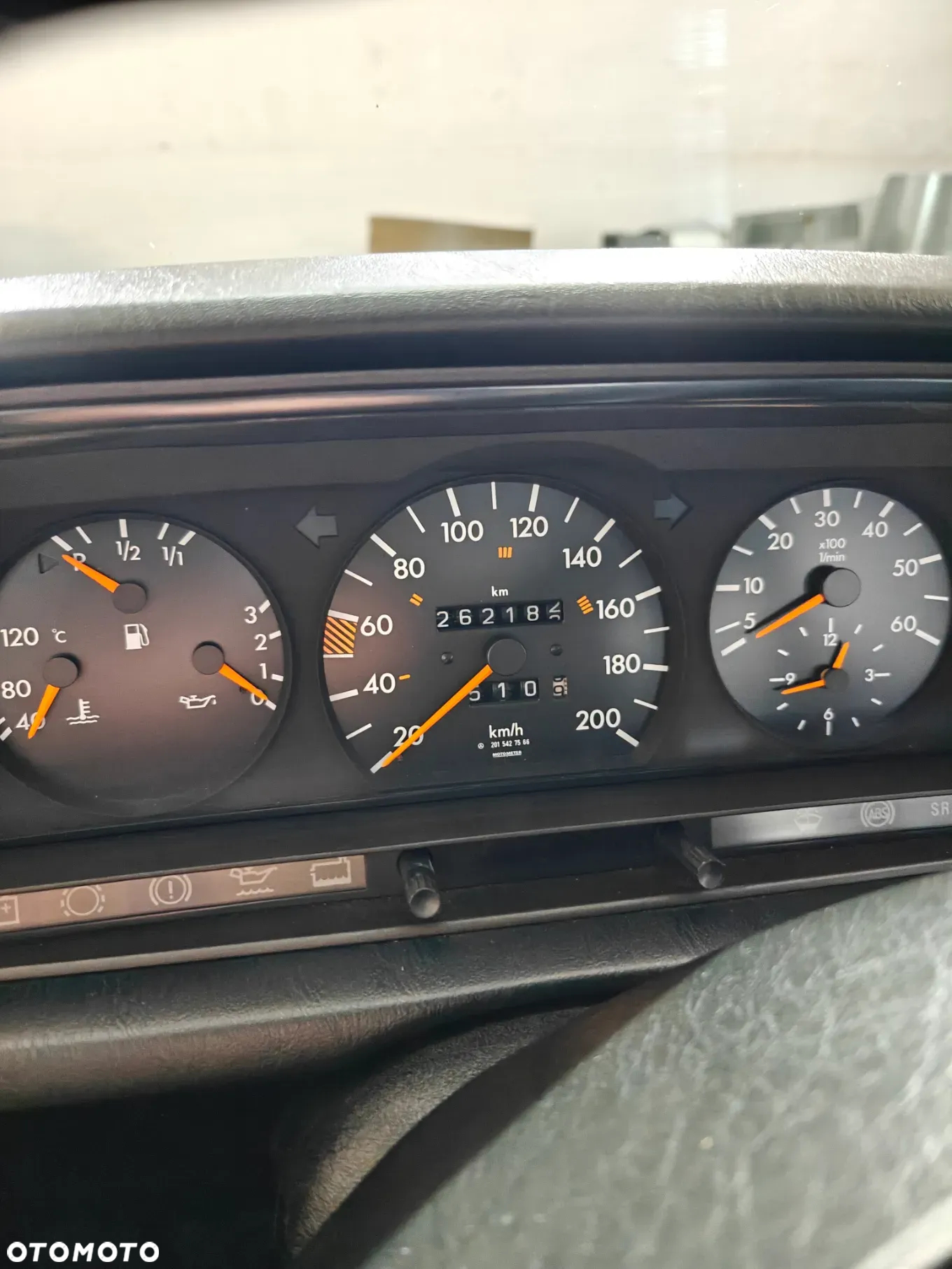 Mercedes-Benz W201 (190) - 13