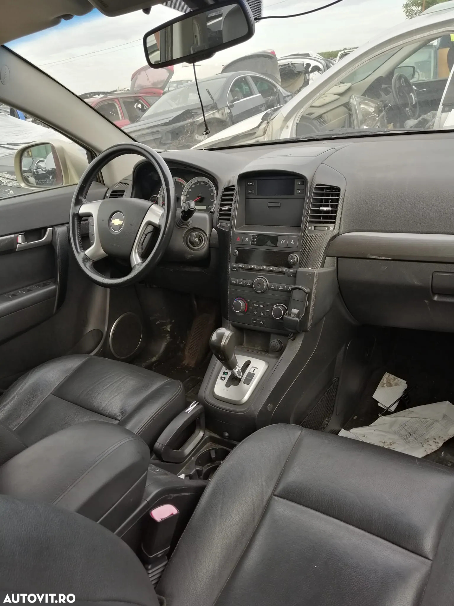 Chevrolet Captiva 3.2i V6 - 10