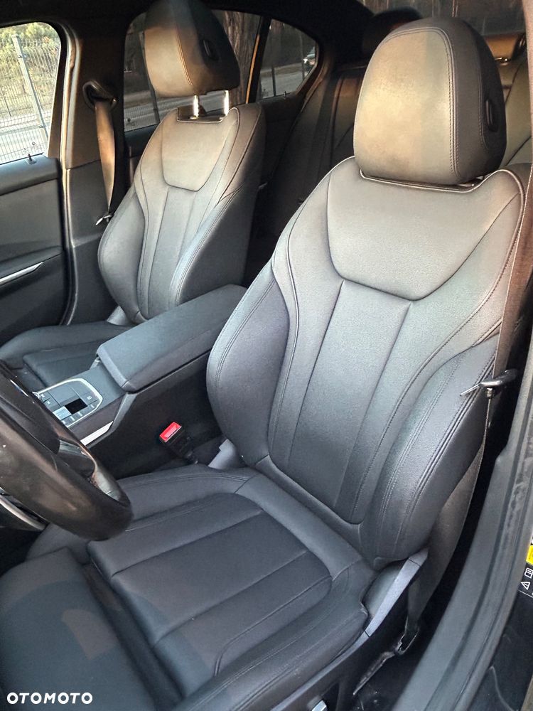 BMW Seria 3 - 16