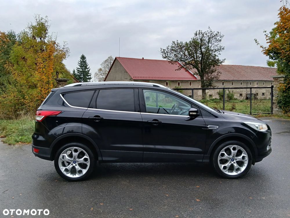 Ford Kuga 2.0 TDCi 4x4 Titanium - 16