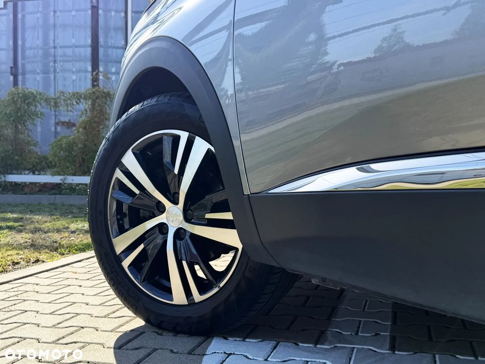 Peugeot 3008 1.5 BlueHDi Allure S&S EAT8 - 6