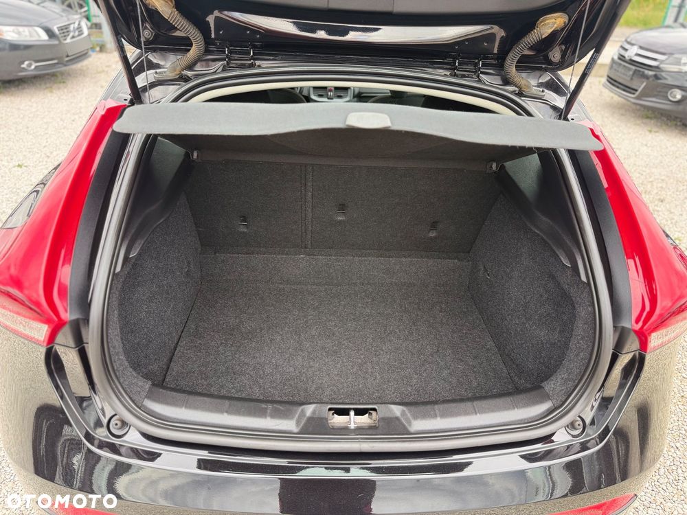 Volvo V40 - 36
